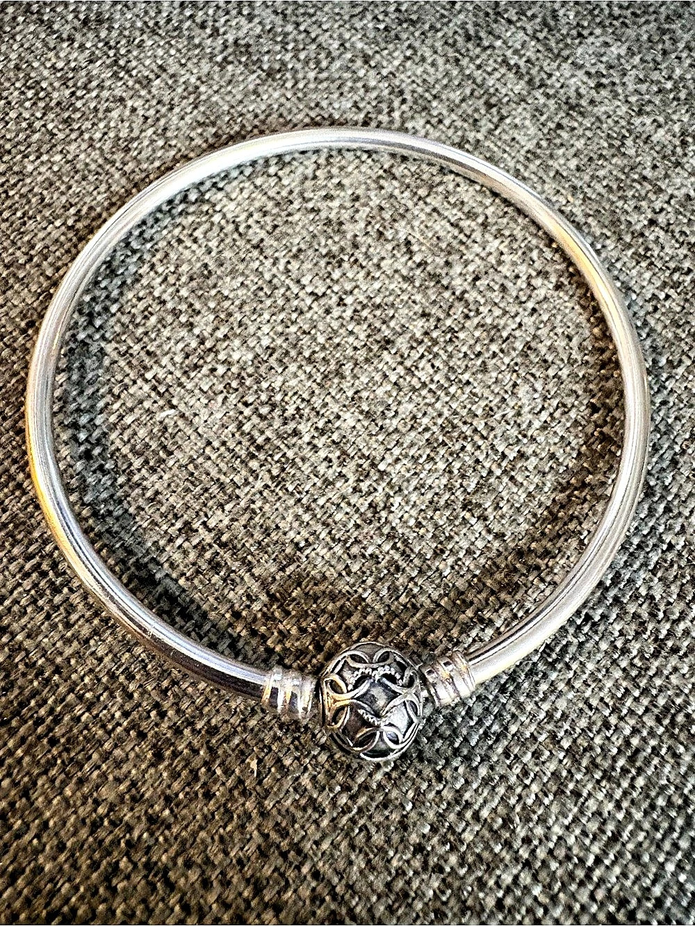 Pandora Bangle with Ornate Ball Clasp 8.5”